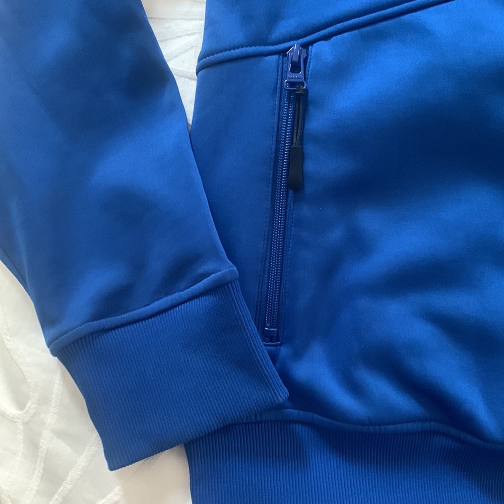 Blue Bench Jacket - Picture 5 of 8